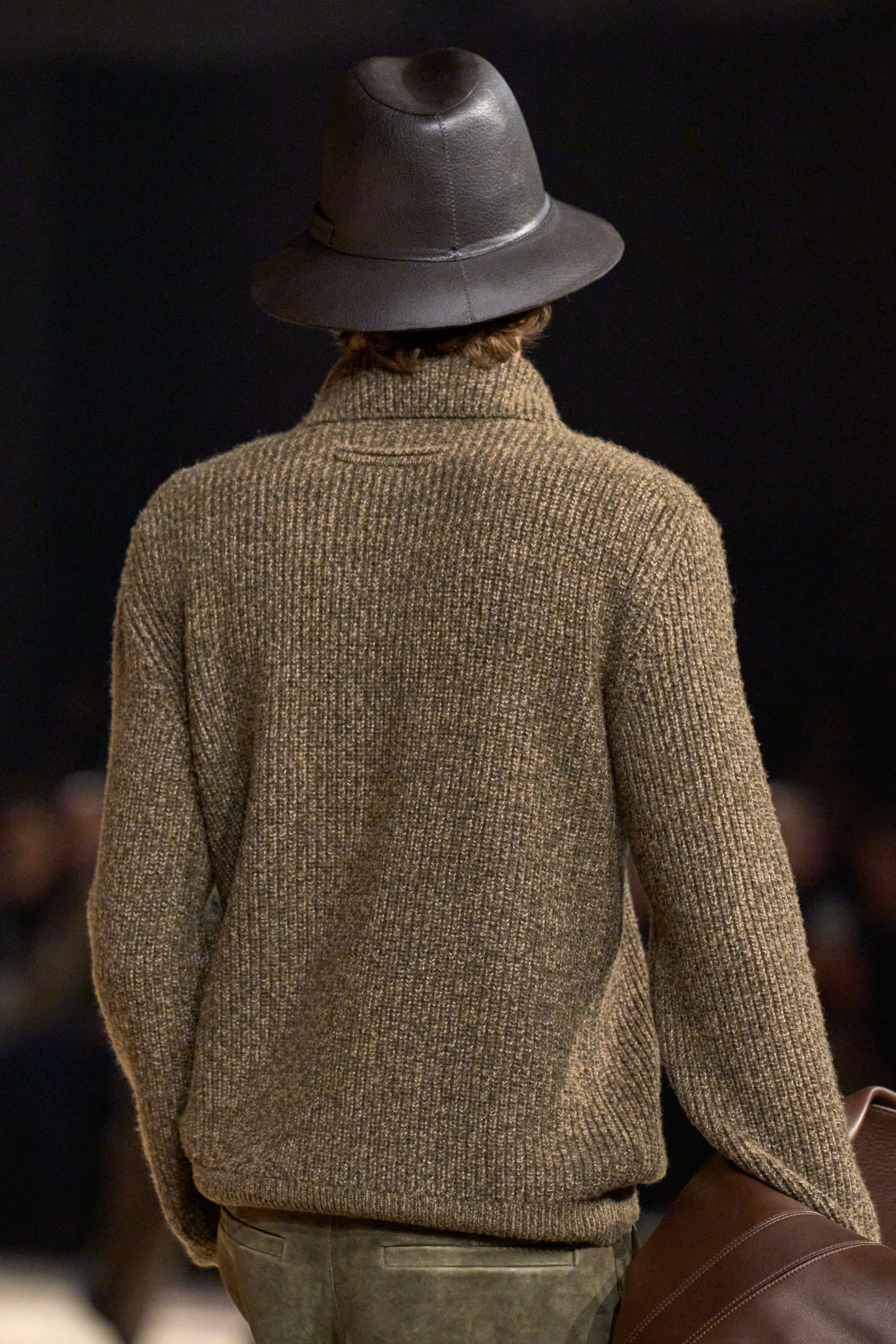 Чему нас научили мужские коллекции сезона осень-зима 2026? Идеи для повседневного гардероба (фото 75)