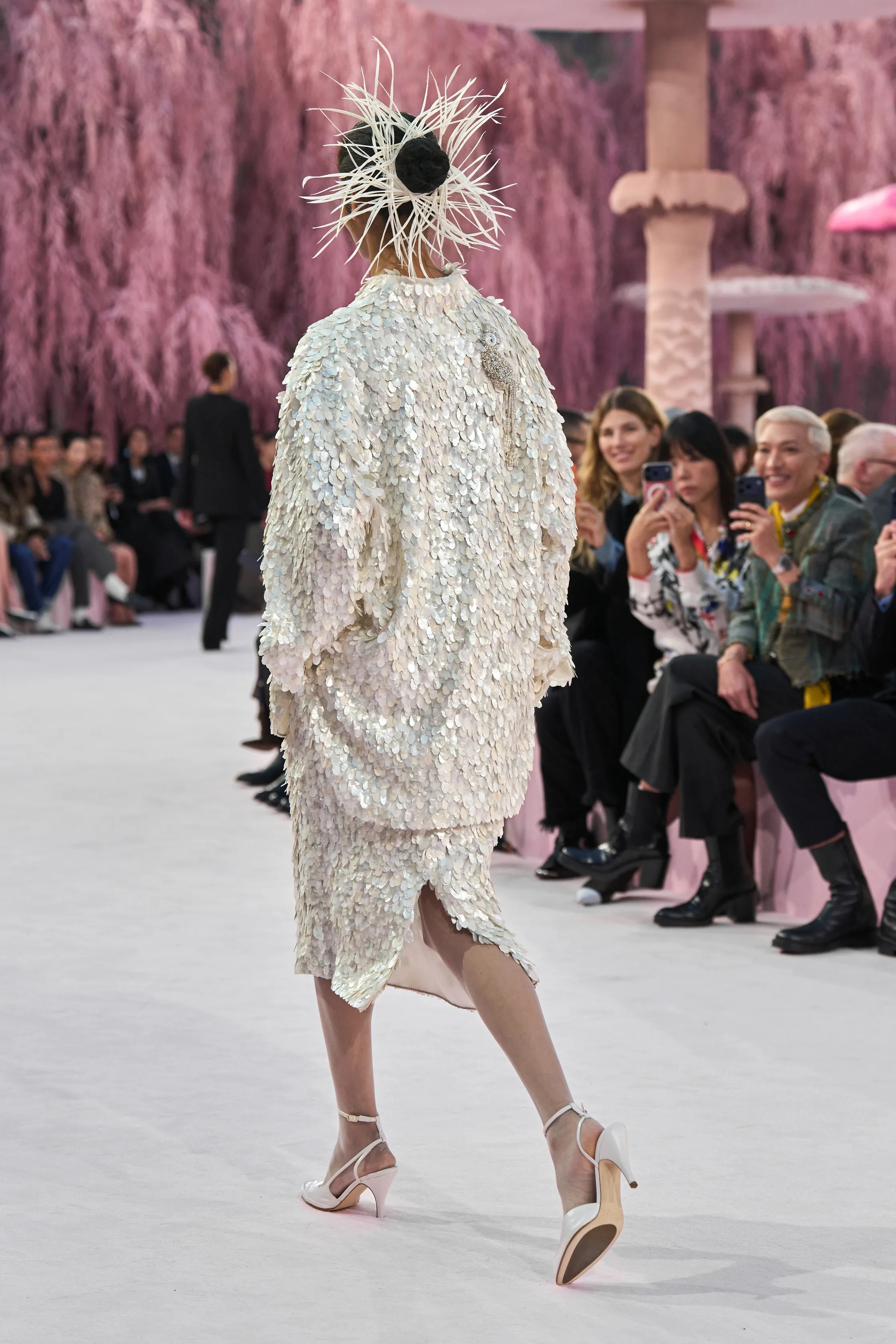 Чем запомнилась парижская Неделя моды haute couture весна-лето 2026 (фото 33)