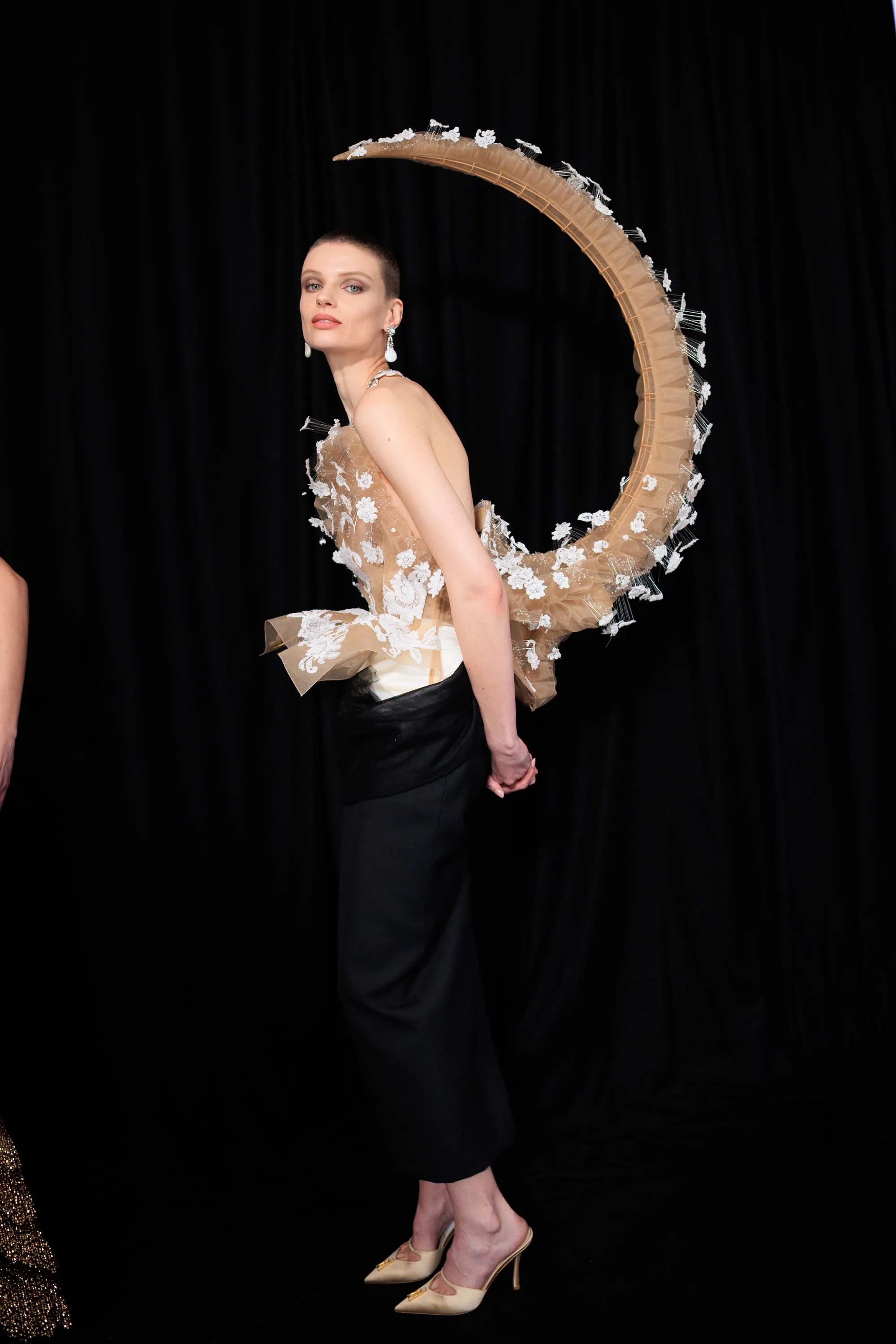 Чем запомнилась парижская Неделя моды haute couture весна-лето 2026 (фото 49)