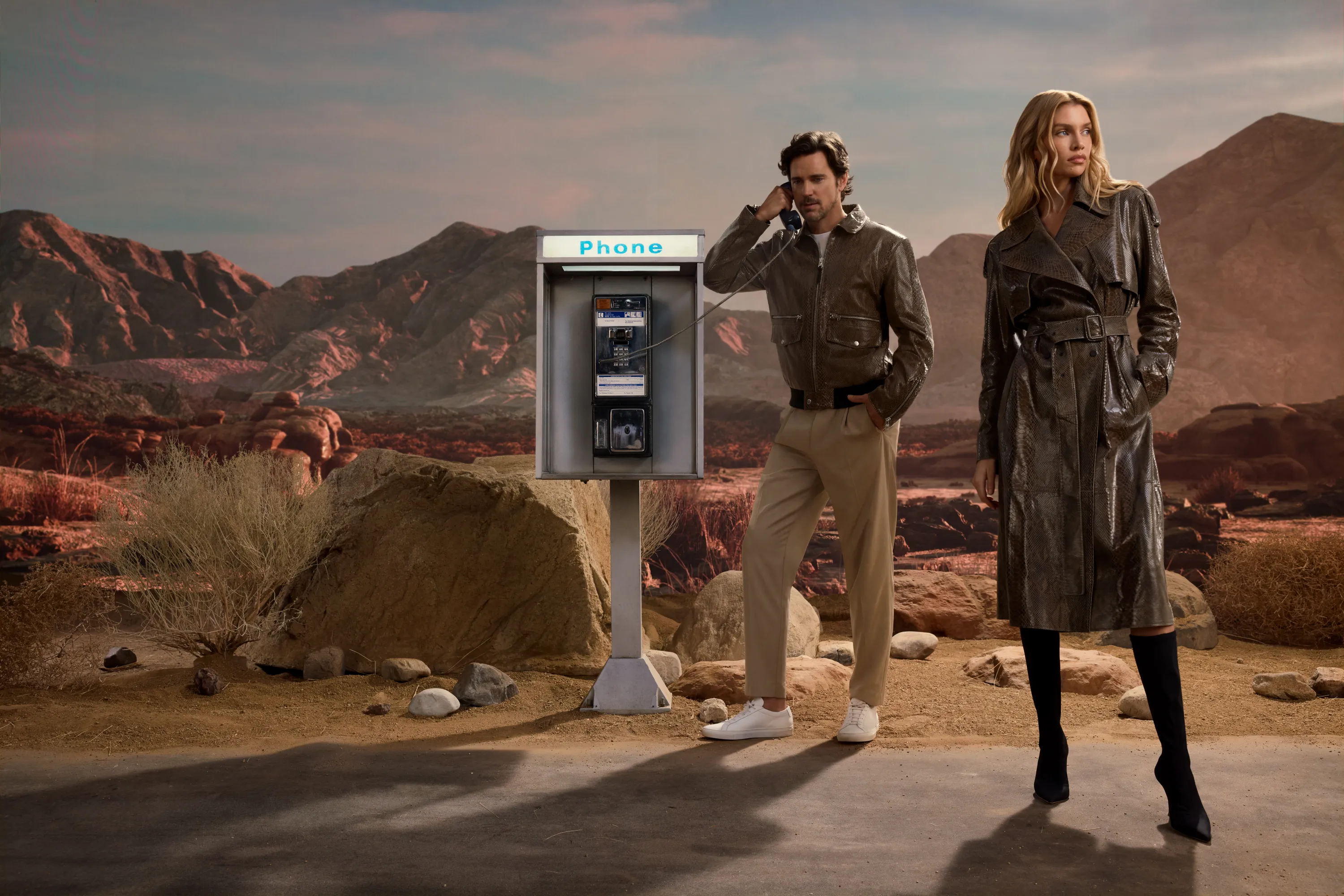 Мэтт Бомер и Стелла Максвелл снялись в кампейне Mackage (фото 1)