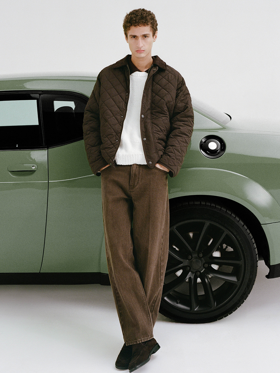 Дропы Hass и 12 Storeez: что нового в коллекциях локальных брендов (фото 13)