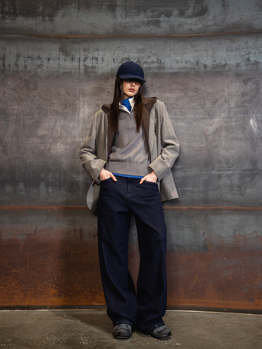 Дропы Hass и 12 Storeez: что нового в коллекциях локальных брендов (фото 17)