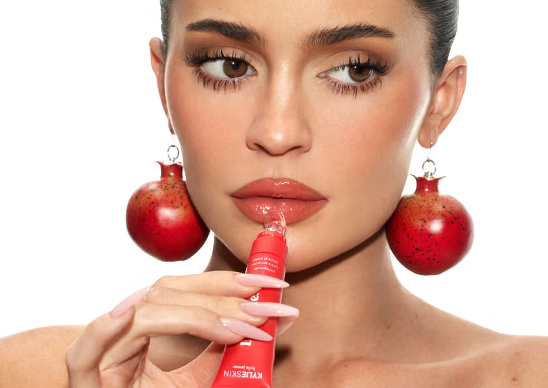 Вышла новая коллаборация Кайли Дженнер и Кортни Кардашьян-Баркер (фото 2)