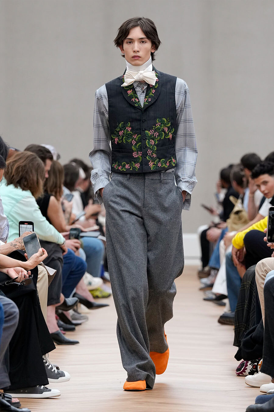 Продажи Dior могут вырасти на 10% в 2026 году (фото 1)