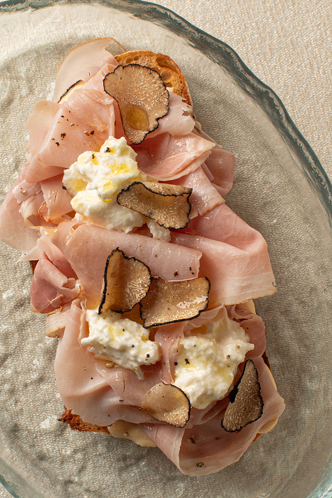 mür, MAY и Avero Mio: 12 ресторанов для празднования Дня всех влюбленных (фото 5)