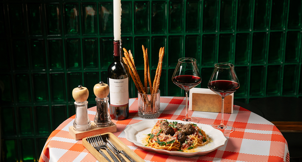 mür, MAY и Avero Mio: 12 ресторанов для празднования Дня всех влюбленных (фото 25)