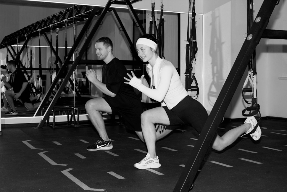 Как провести тренировку TRX дома? Показывает тренер (фото 4)