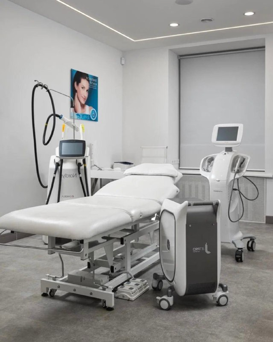 В клинике Age Clinic появилась процедура термолифтинга Oligio (фото 3)