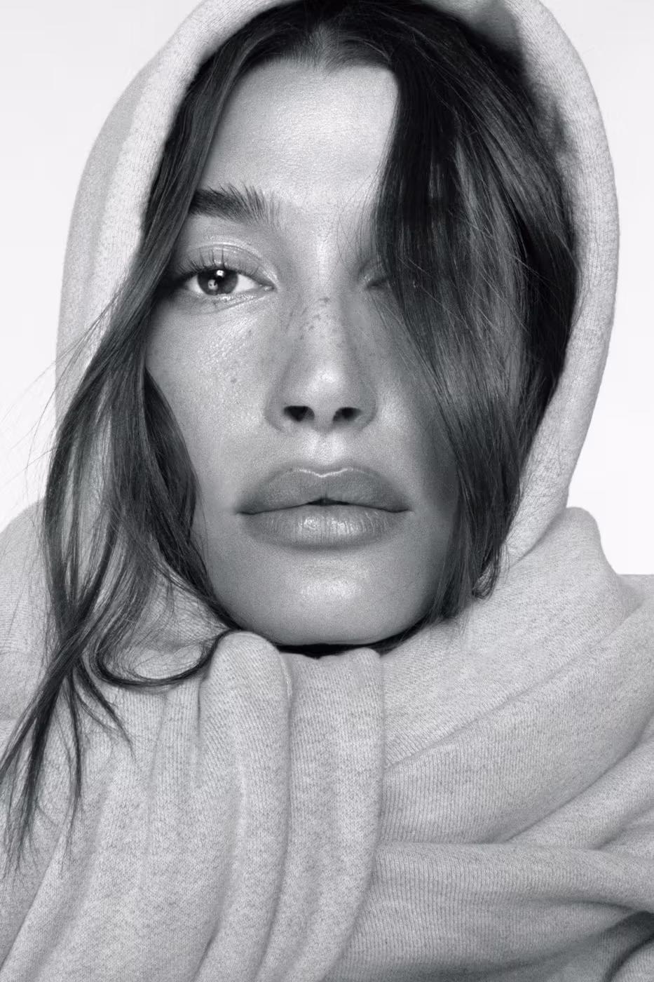 Хейли Бибер стала лицом рекламной кампании бренда Джастина (фото 2)