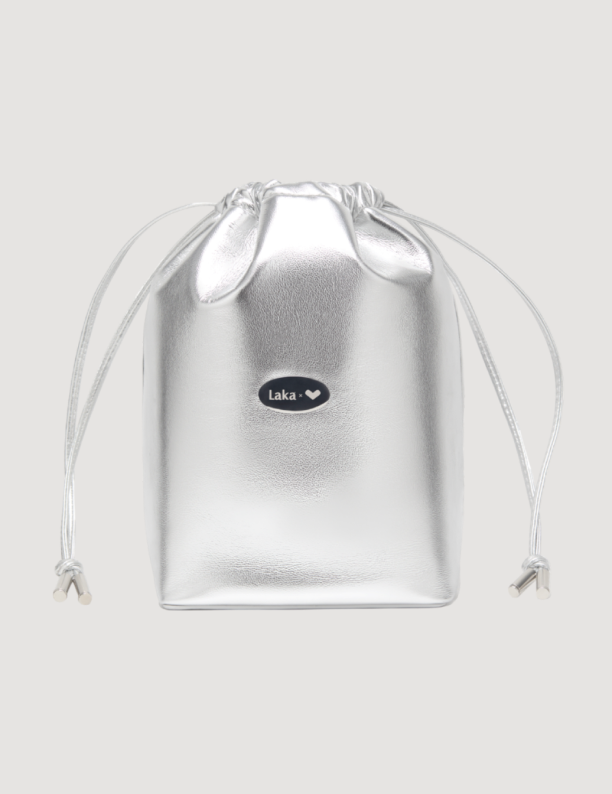 Ирина Шейк с маской d’Alba и сыворотки Genosys: что нового в коллекциях бьюти-брендов (фото 10)