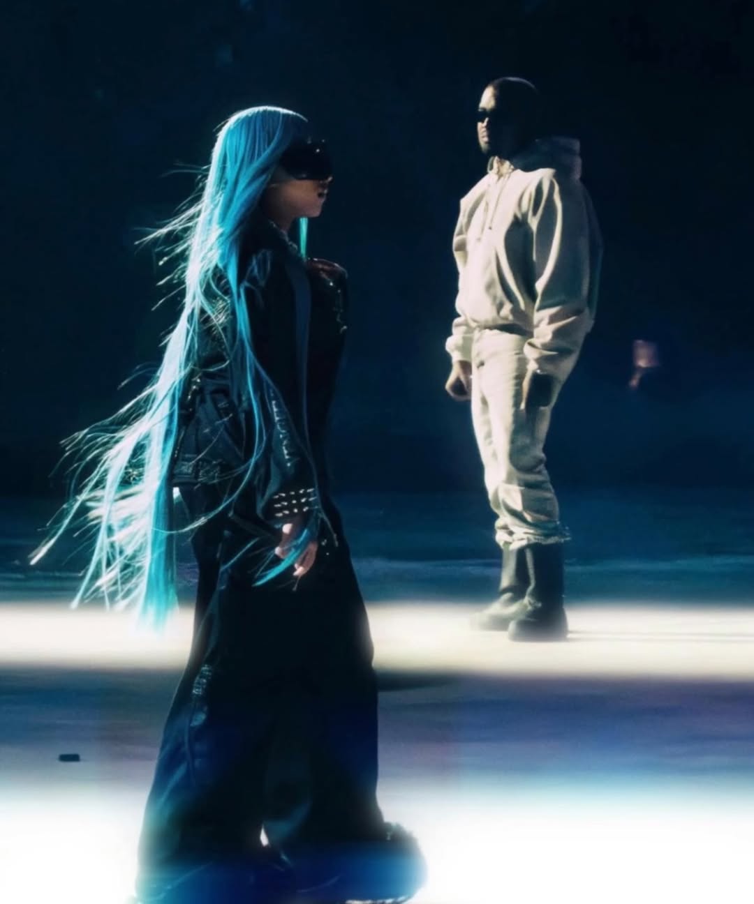 Норт Уэст, дочь Канье Уэста, подписала контракт со студией Gamma (фото 1)