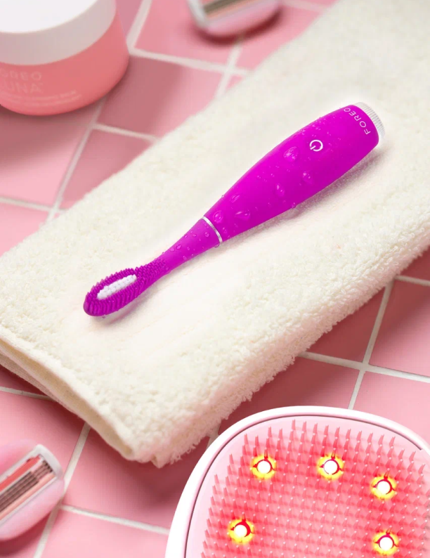 Аромат Zielinski & Rozen и тональный крем Clarins: что нового в коллекциях бьюти-брендов (фото 7)