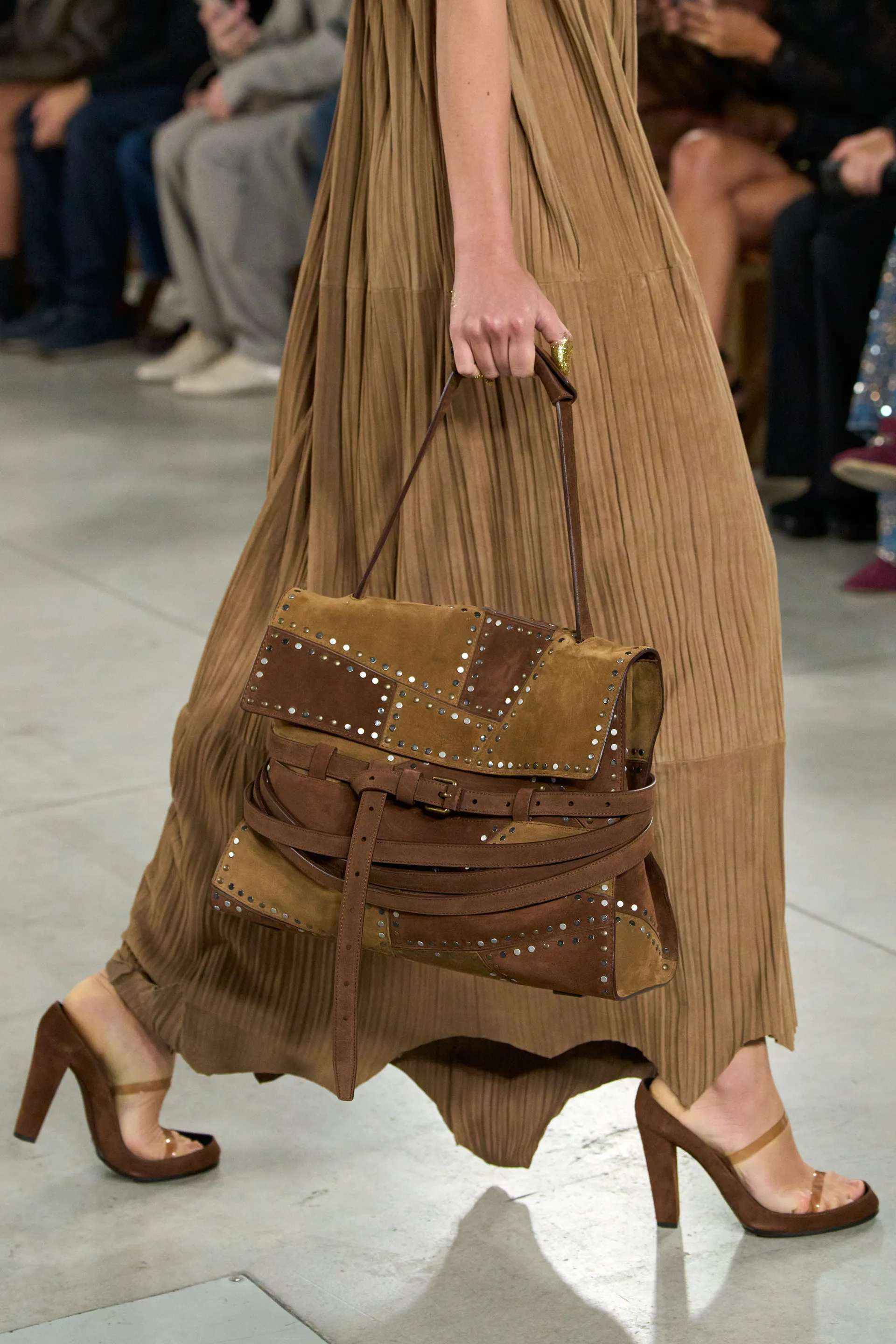 Какие сумки в тренде весной-летом 2026 года. Выбор BURO. (фото 6)