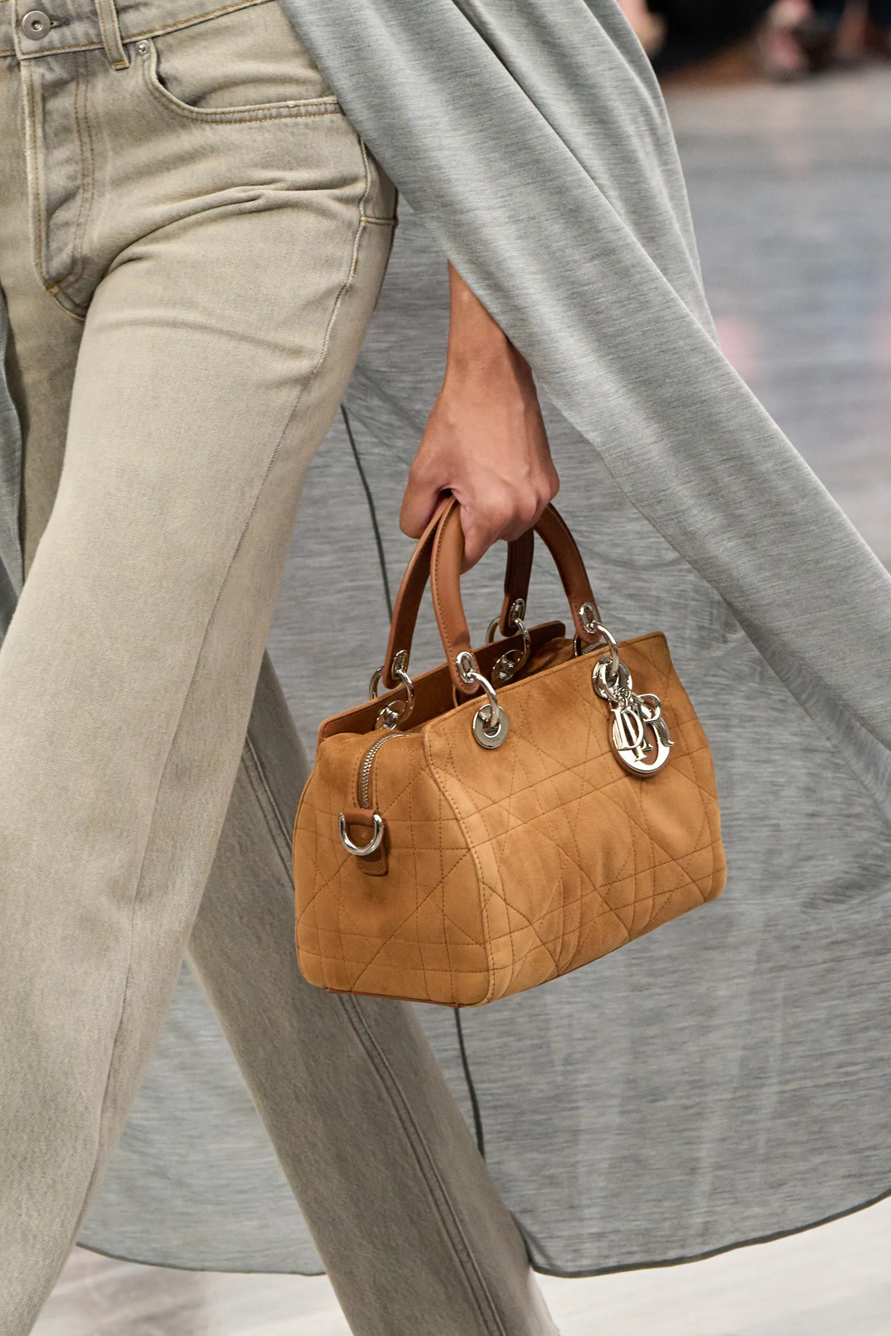 Какие сумки в тренде весной-летом 2026 года. Выбор BURO. (фото 18)