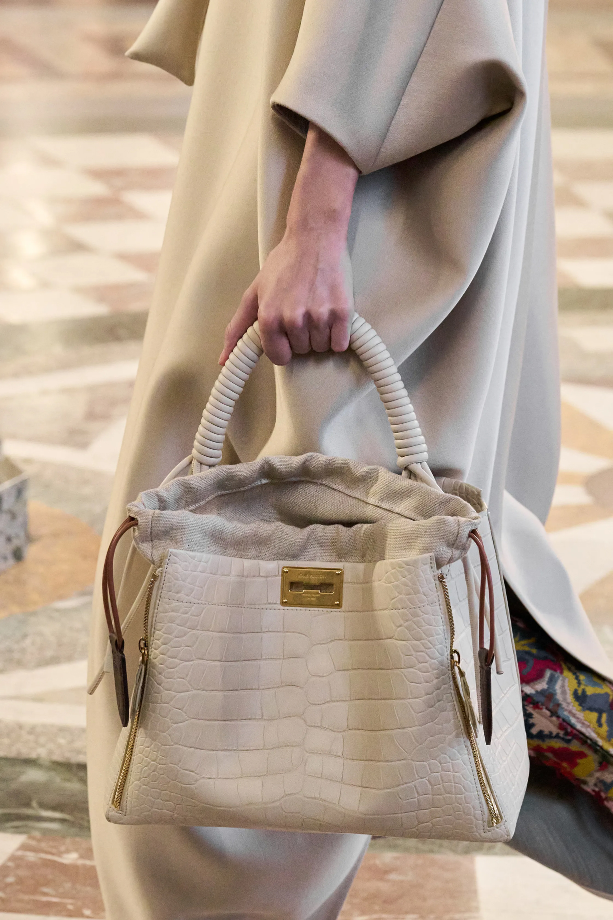 Какие сумки в тренде весной-летом 2026 года. Выбор BURO. (фото 37)