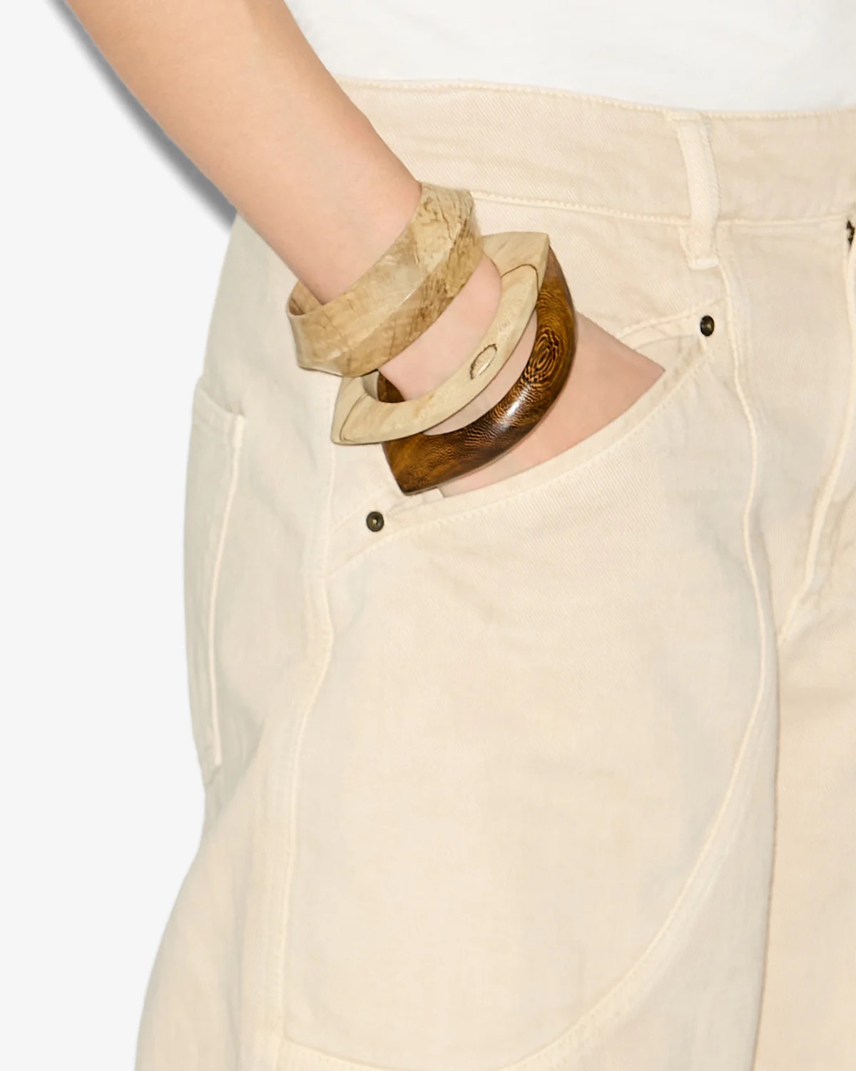 Королевская роскошь, минимальный минимализм и другие бижу-тренды весна-лето 2026 (фото 19)