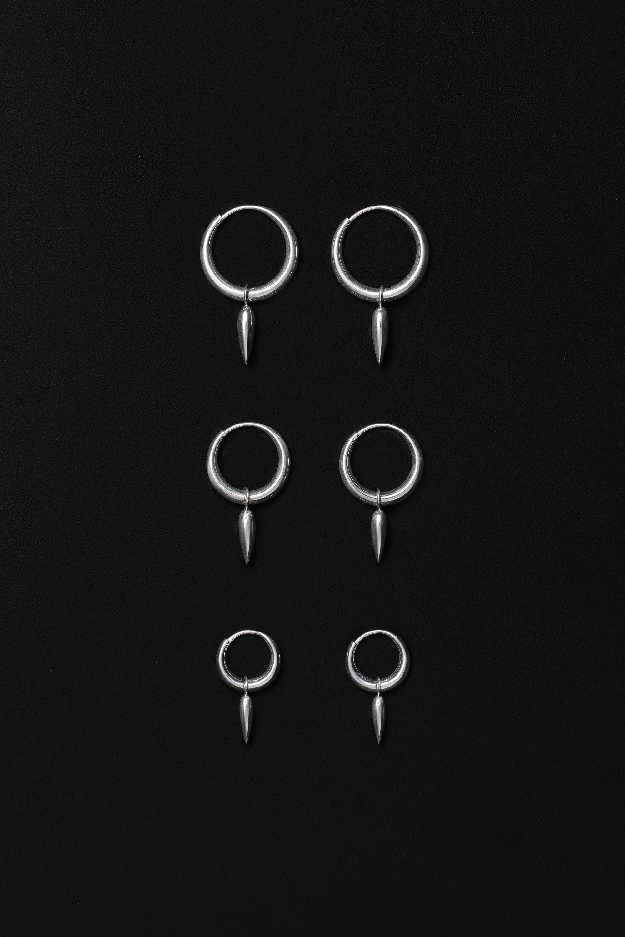 Королевская роскошь, минимальный минимализм и другие бижу-тренды весна-лето 2026 (фото 40)