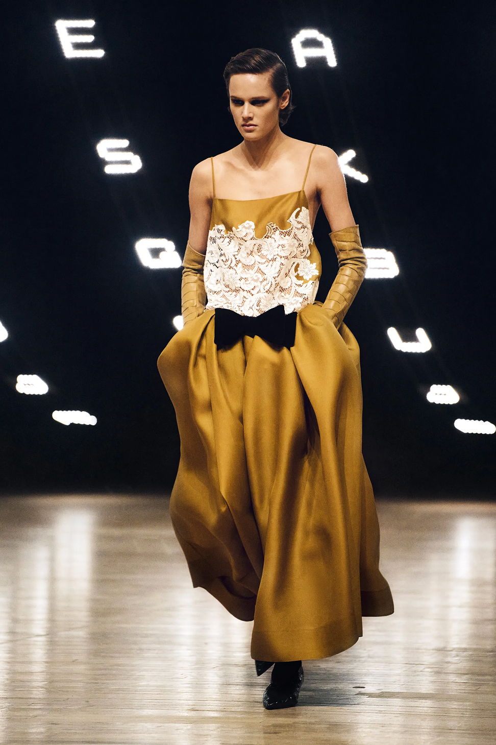 Чем запомнились Недели моды в Нью-Йорке и Лондоне сезона осень-зима 2026 (фото 34)