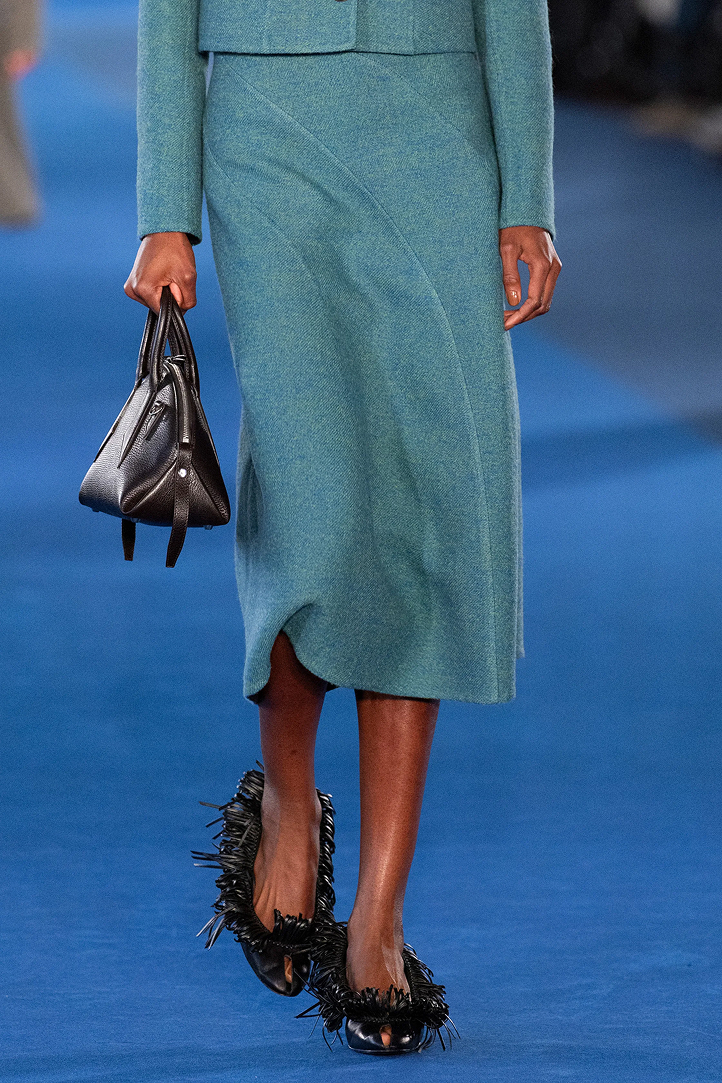 Чем запомнились Недели моды в Нью-Йорке и Лондоне сезона осень-зима 2026 (фото 52)