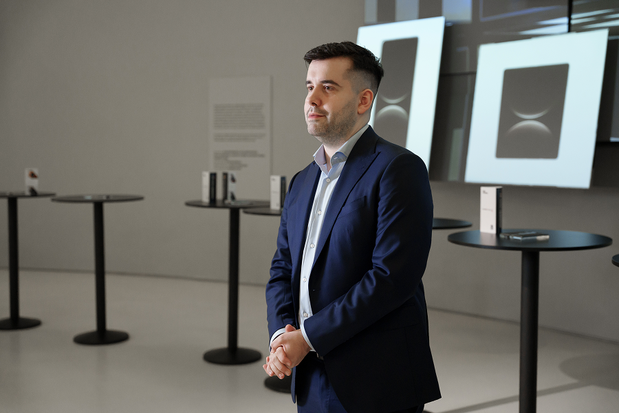 HUAWEI провел турнир по игре в шахматы на смартфонах Mate X7 (фото 10)