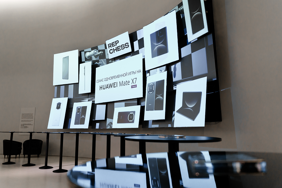 HUAWEI провел турнир по игре в шахматы на смартфонах Mate X7 (фото 8)