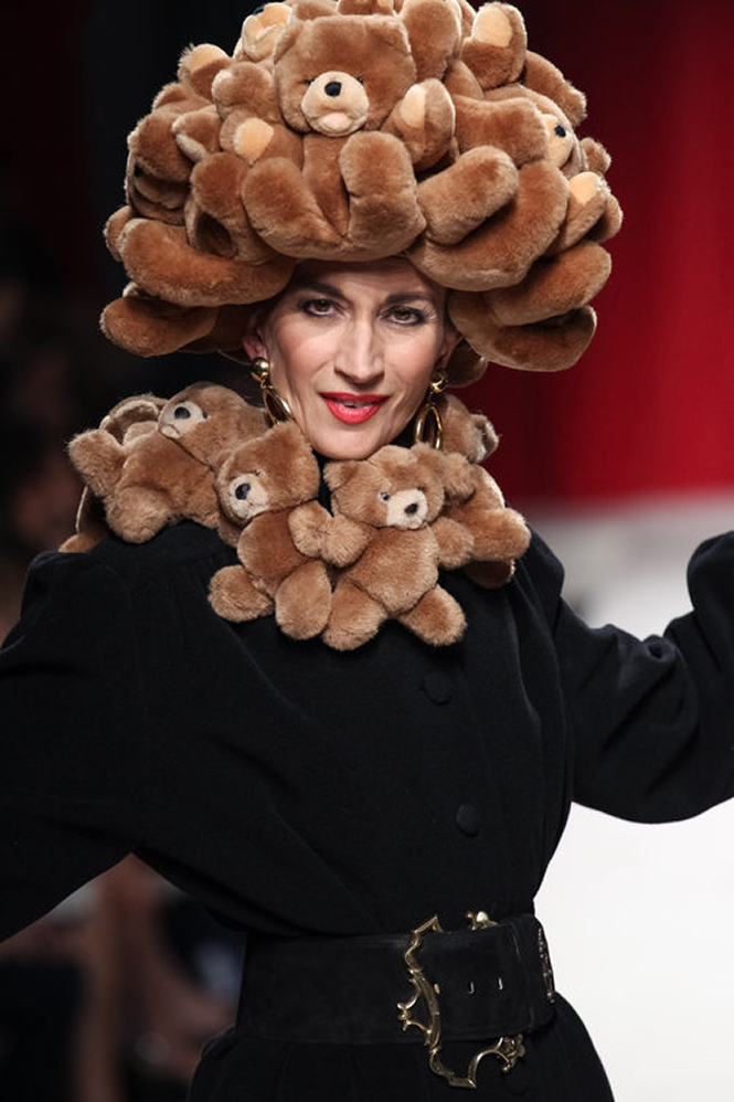 В чем гений Франко Москино? К 76-летию дизайнера вспоминаем его самые креативные решения (фото 4)