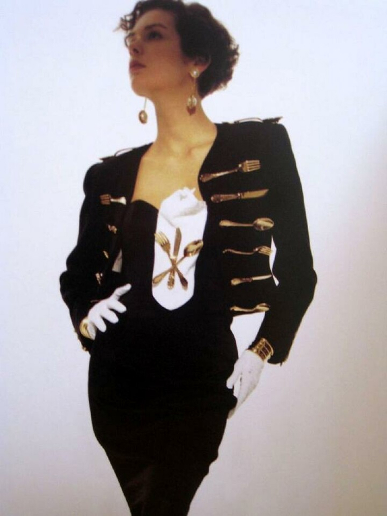 В чем гений Франко Москино? К 76-летию дизайнера вспоминаем его самые креативные решения (фото 5)