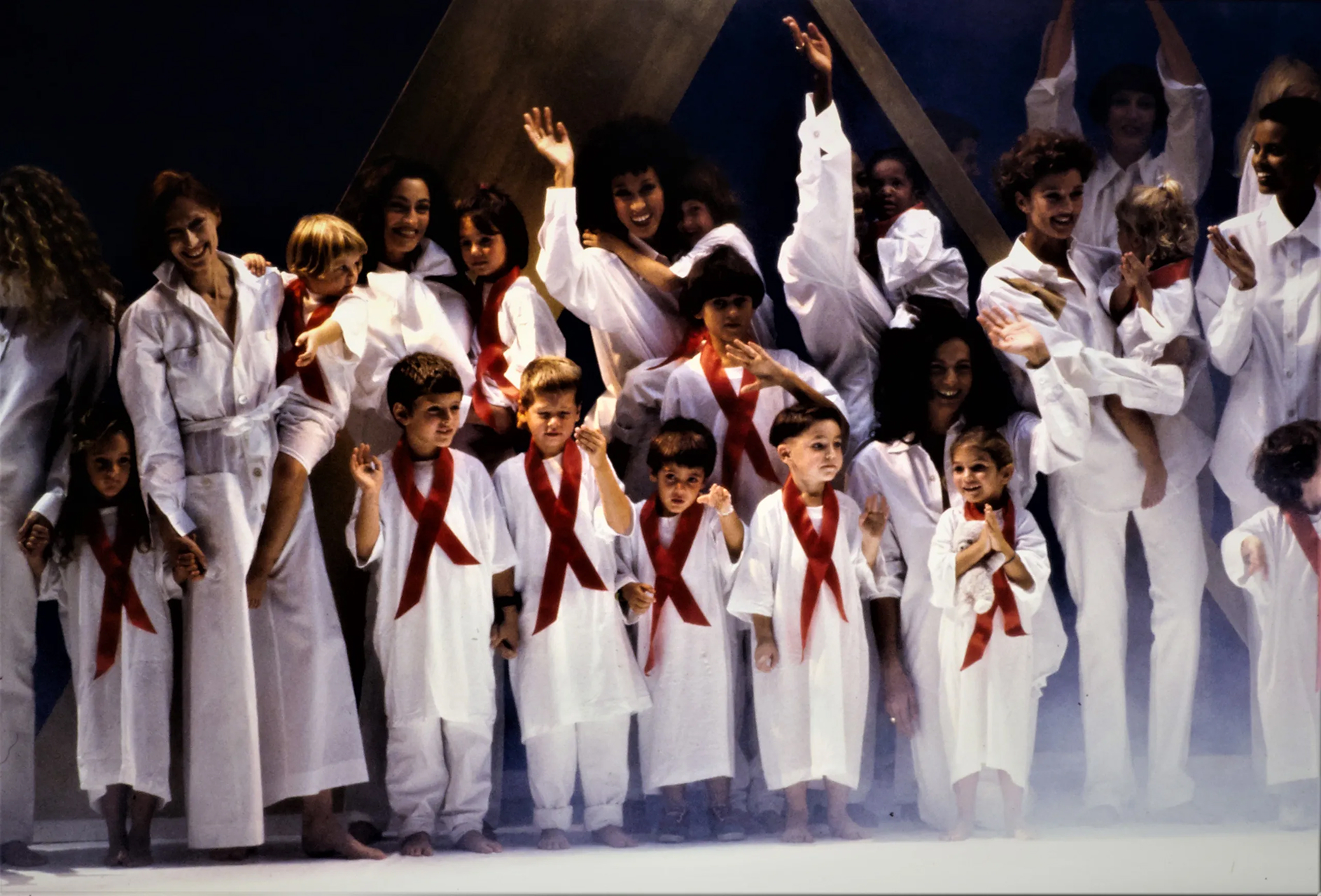 В чем гений Франко Москино? К 76-летию дизайнера вспоминаем его самые креативные решения (фото 14)