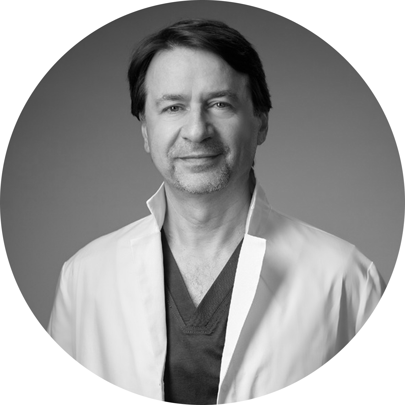 Почему стоит делать омоложение лица и шеи одновременно? О плюсах комбопластики рассказывает эксперт (фото 1)