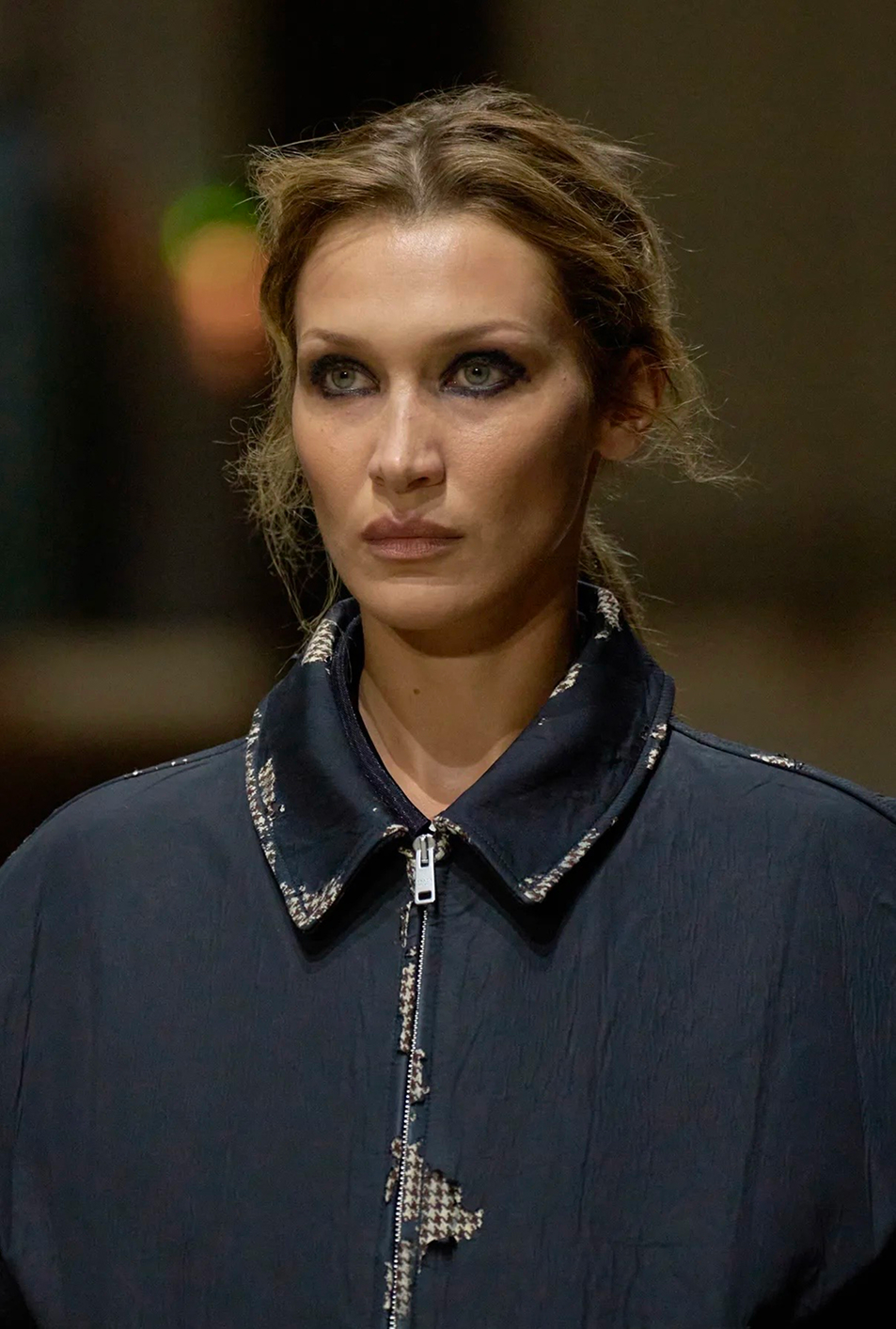 Серебро в макияже и активный румянец: бьюти-тренды Недели моды в Милане сезона осень-зима 2026 (фото 29)