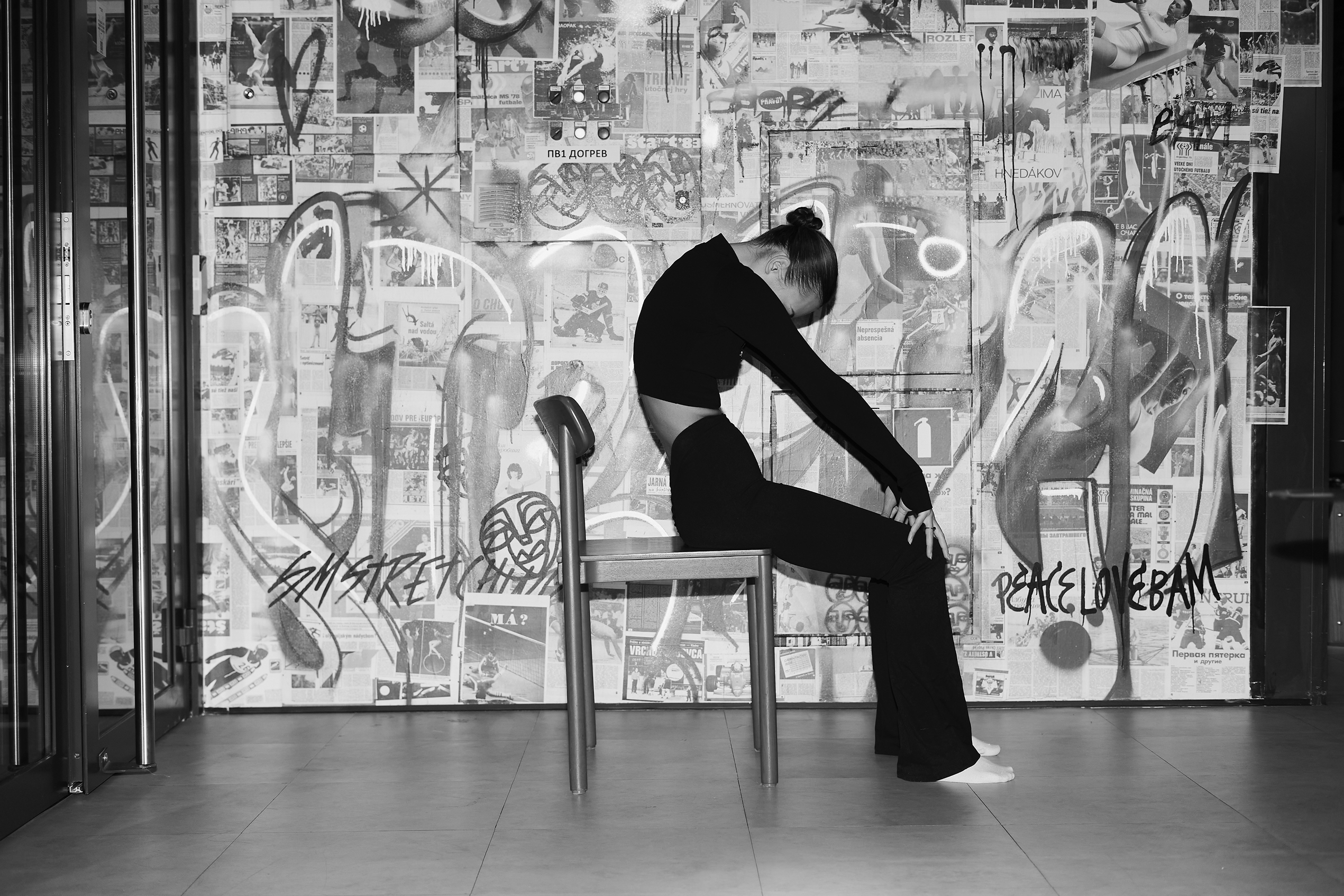 Какие упражнения для бодрости можно сделать во время обеденного перерыва? Показывает эксперт (фото 4)