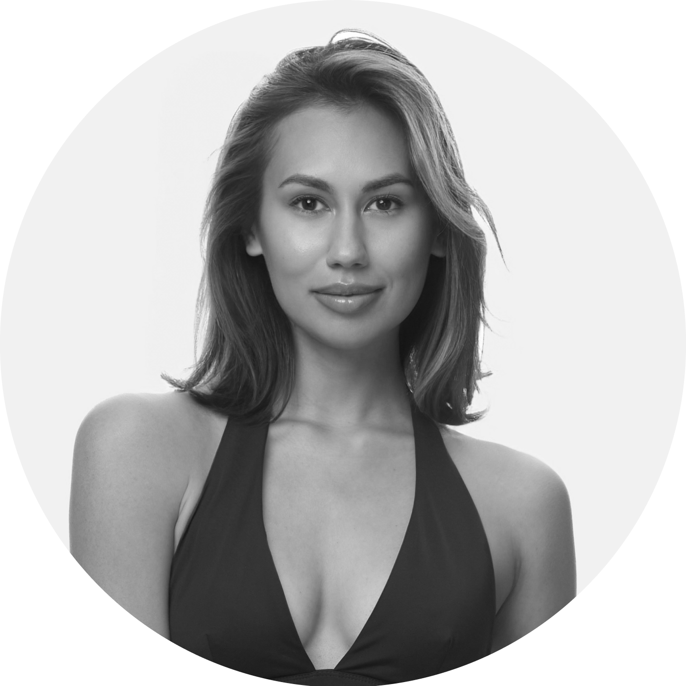 Какие упражнения для бодрости можно сделать во время обеденного перерыва? Показывает эксперт (фото 1)