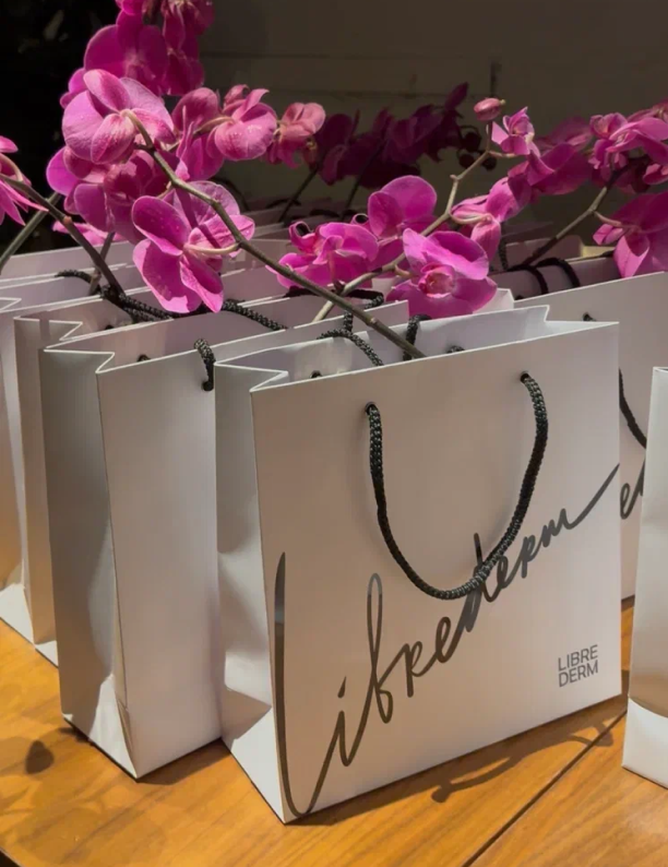 Подарочные наборы d'Alba и Geltek: что нового в коллекциях бьюти-брендов (фото 13)