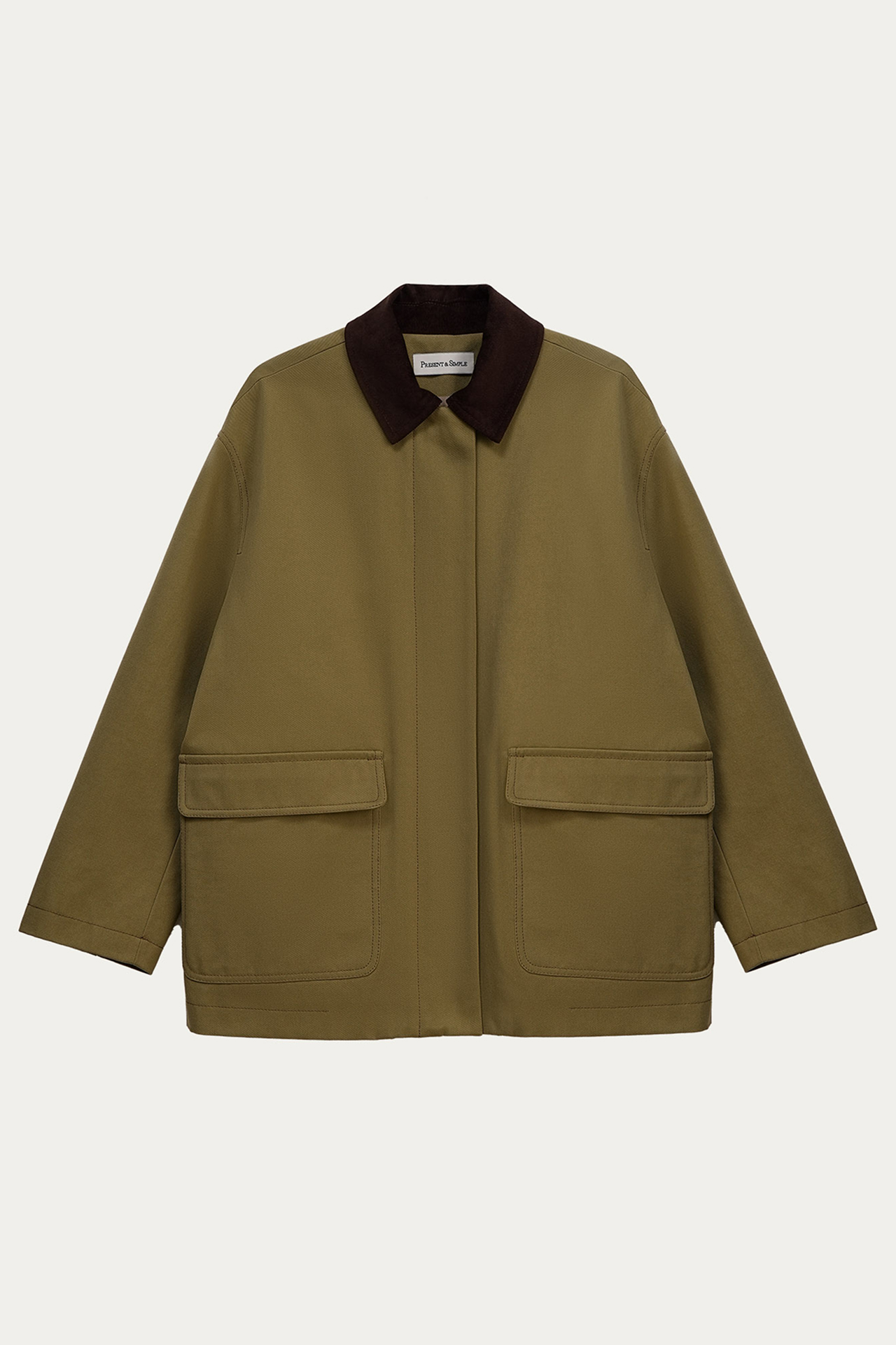 Косухи, пальто, бомберы и, конечно, тренчи — 50 вариантов верхней одежды на весну 2026 (фото 89)