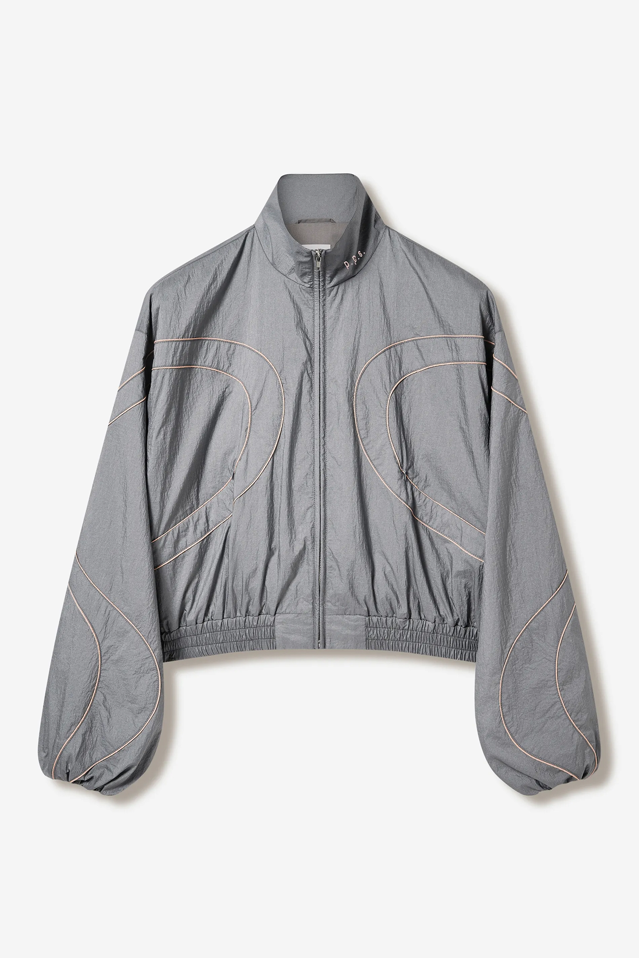 Косухи, пальто, бомберы и, конечно, тренчи — 50 вариантов верхней одежды на весну 2026 (фото 65)