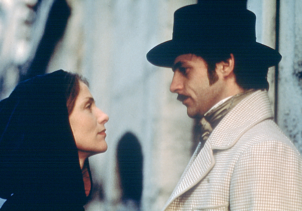 От «Вальсирующих» до «Сидони в Японии»: 10 лучших ролей Изабель Юппер. Выбор BURO. (фото 8)