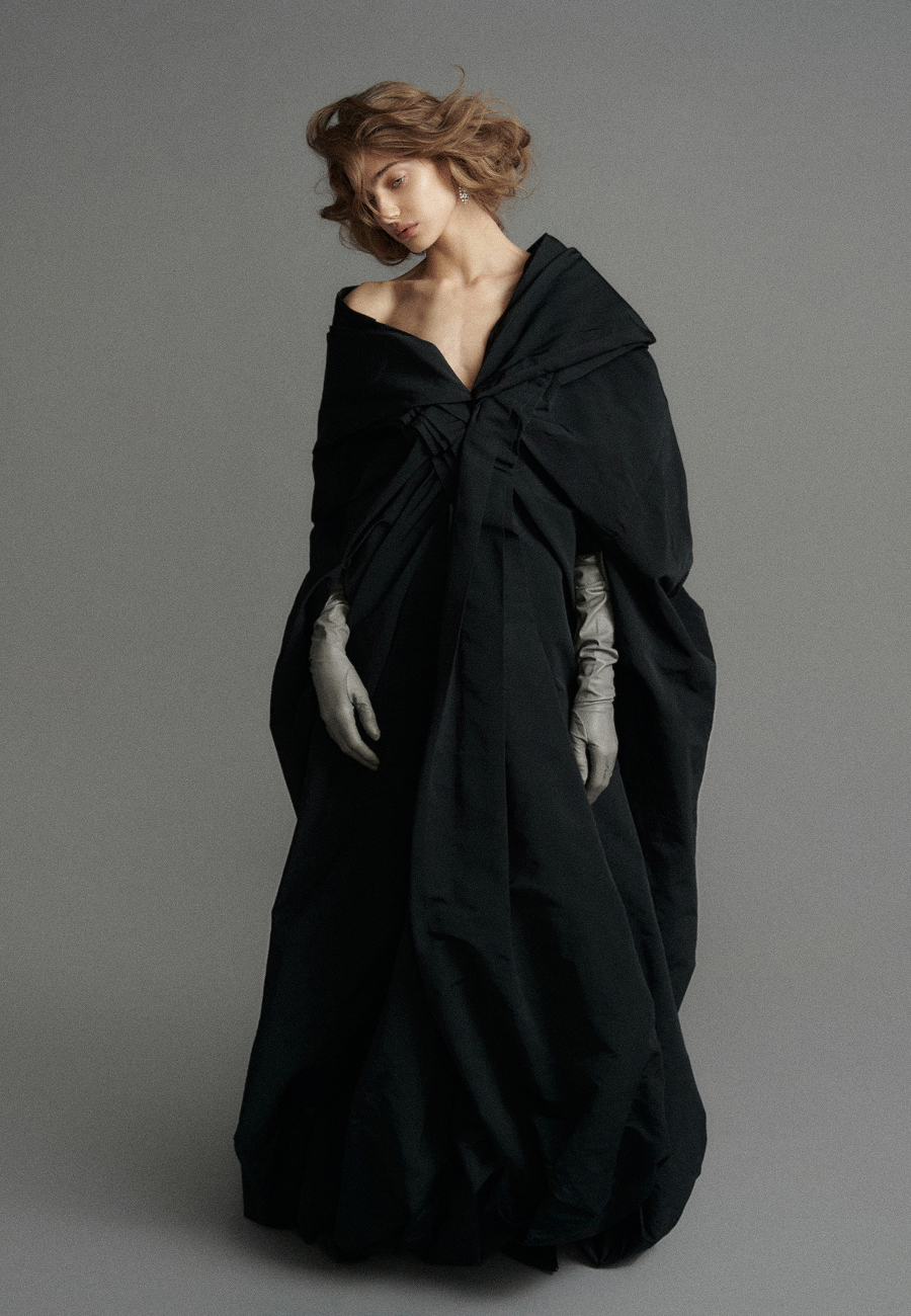 Модный дом Yudashkin показал кутюрную коллекцию 2026 года (фото 14)