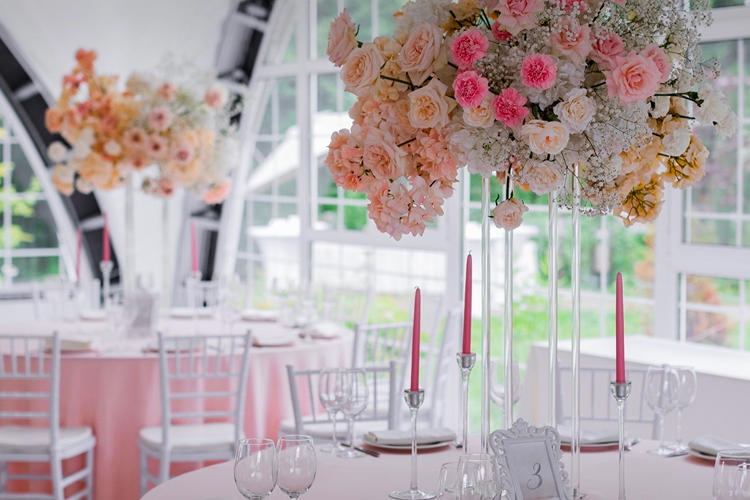 Artiland и Palmira Garden: 7 локаций для камерной свадьбы как в «Американской истории любви» (фото 11)