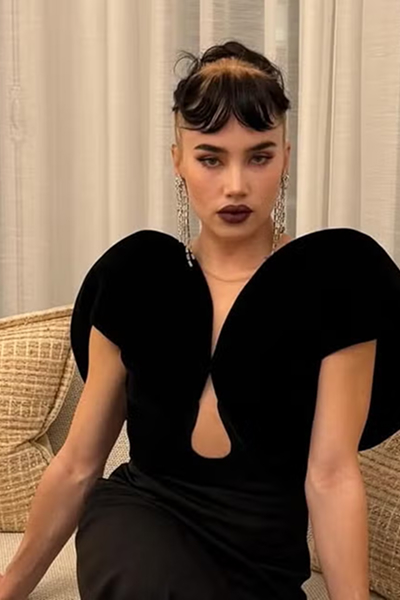 Самое трендовое окрашивание весны? Конечно, рисунки и принты в волосах, как у Розалии (фото 8)