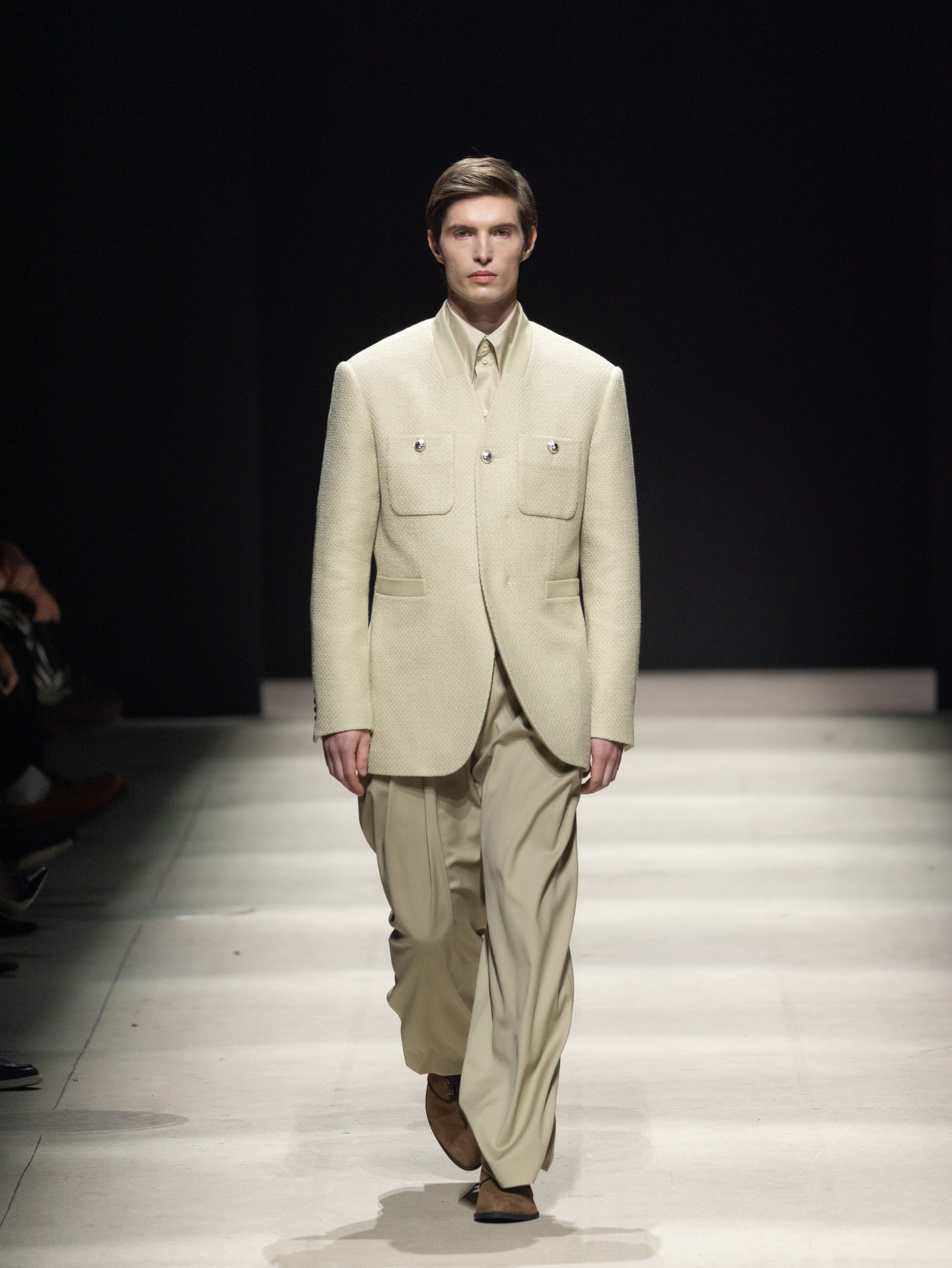 Викторианская эпоха и советский шик: чем запомнилась Неделя моды в Москве (фото 25)