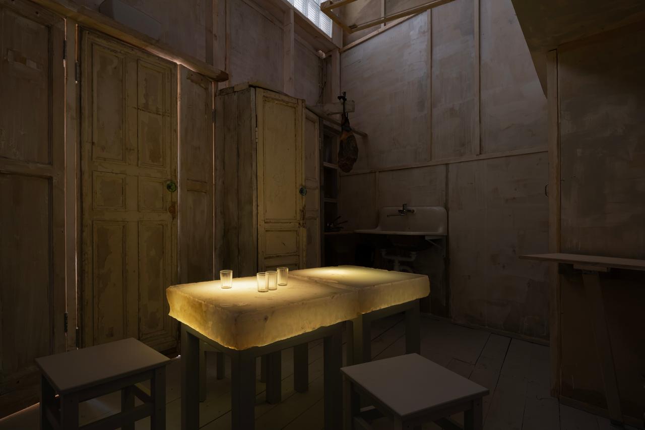 Музей «Зиларт» представит инсталляцию «Приют невинных» Александра Бродского (фото 2)