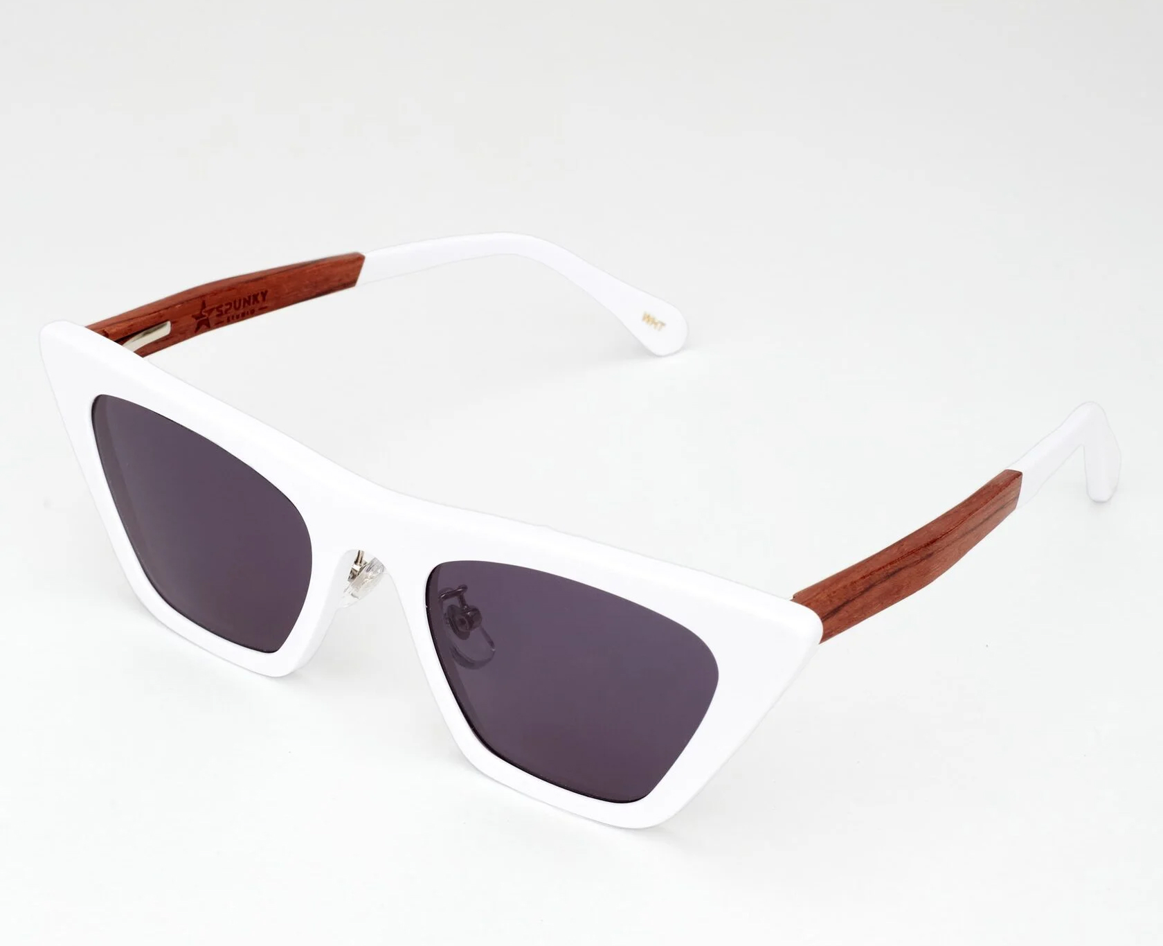 Самые модные солнечные очки весна-лето 2026? Вот 6 классных пар с подиума (фото 28)