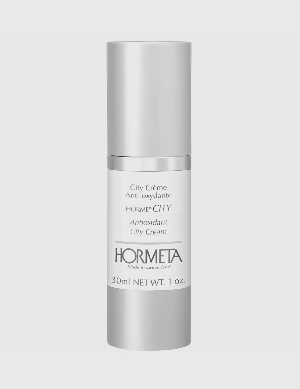 Дневной крем Clarins и мисты The Act: что нового в коллекциях бьюти-брендов (фото 8)