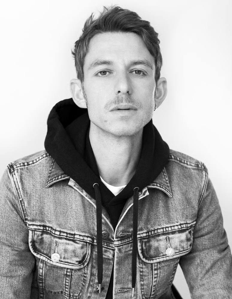 Николя Ди Феличе покидает позицию креативного директора Courrèges (фото 1)