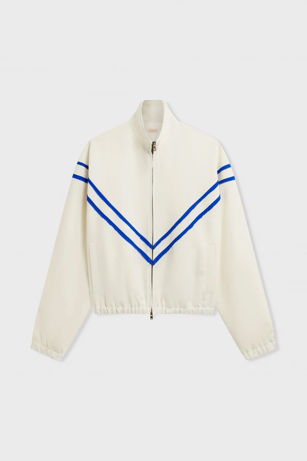 Самая модная ветровка весны? Цветная, как в лукбуке Saint Laurent resort 2026 (фото 12)