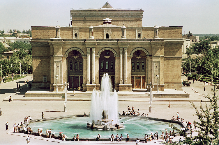 Шпиндлер, Грановский, Ларионов и Гончарова: куда идти и что смотреть в музеях в апреле (фото 6)