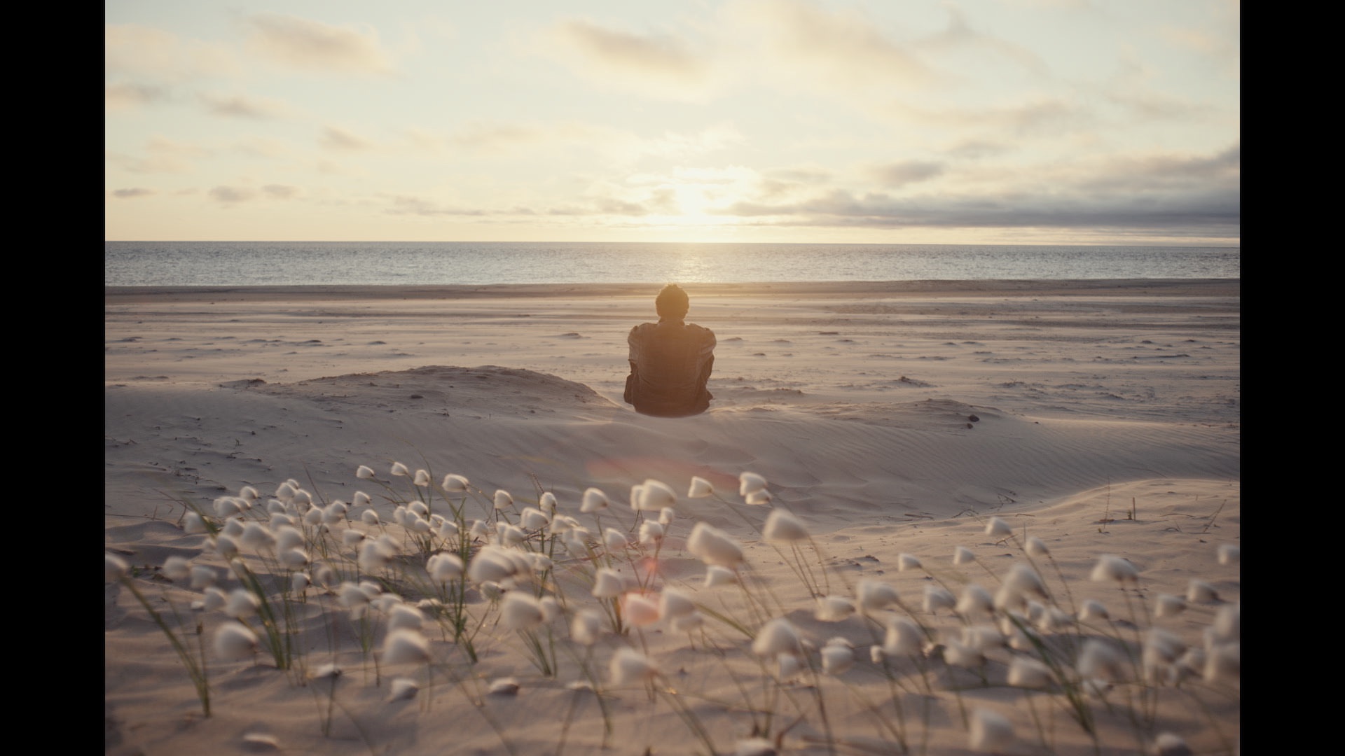 «Создавать Вселенную в себе и вокруг себя»: режиссер Антон Мамыкин — о фильме «Космос засыпает» (фото 4)