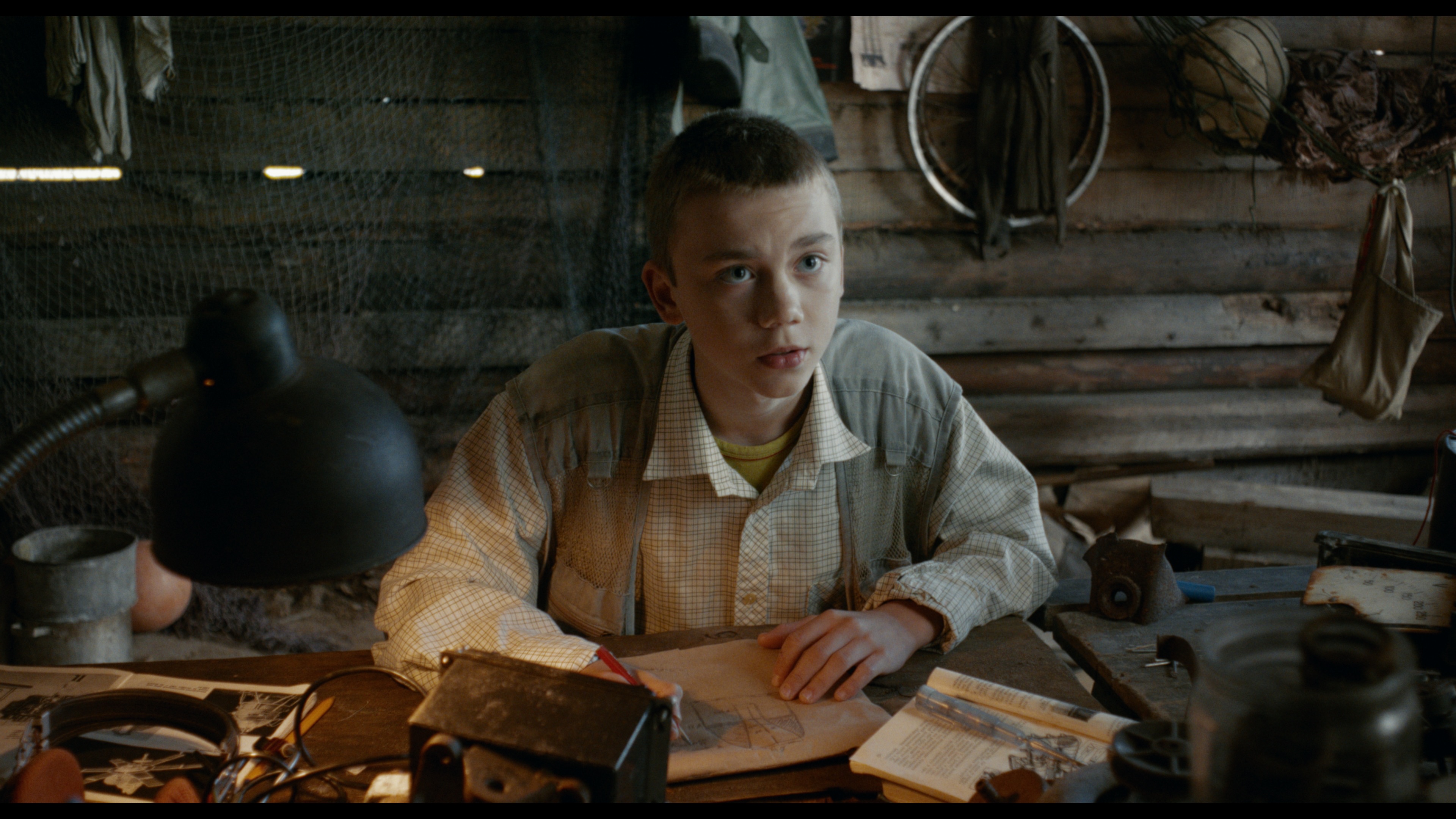 «Создавать Вселенную в себе и вокруг себя»: режиссер Антон Мамыкин — о фильме «Космос засыпает» (фото 8)