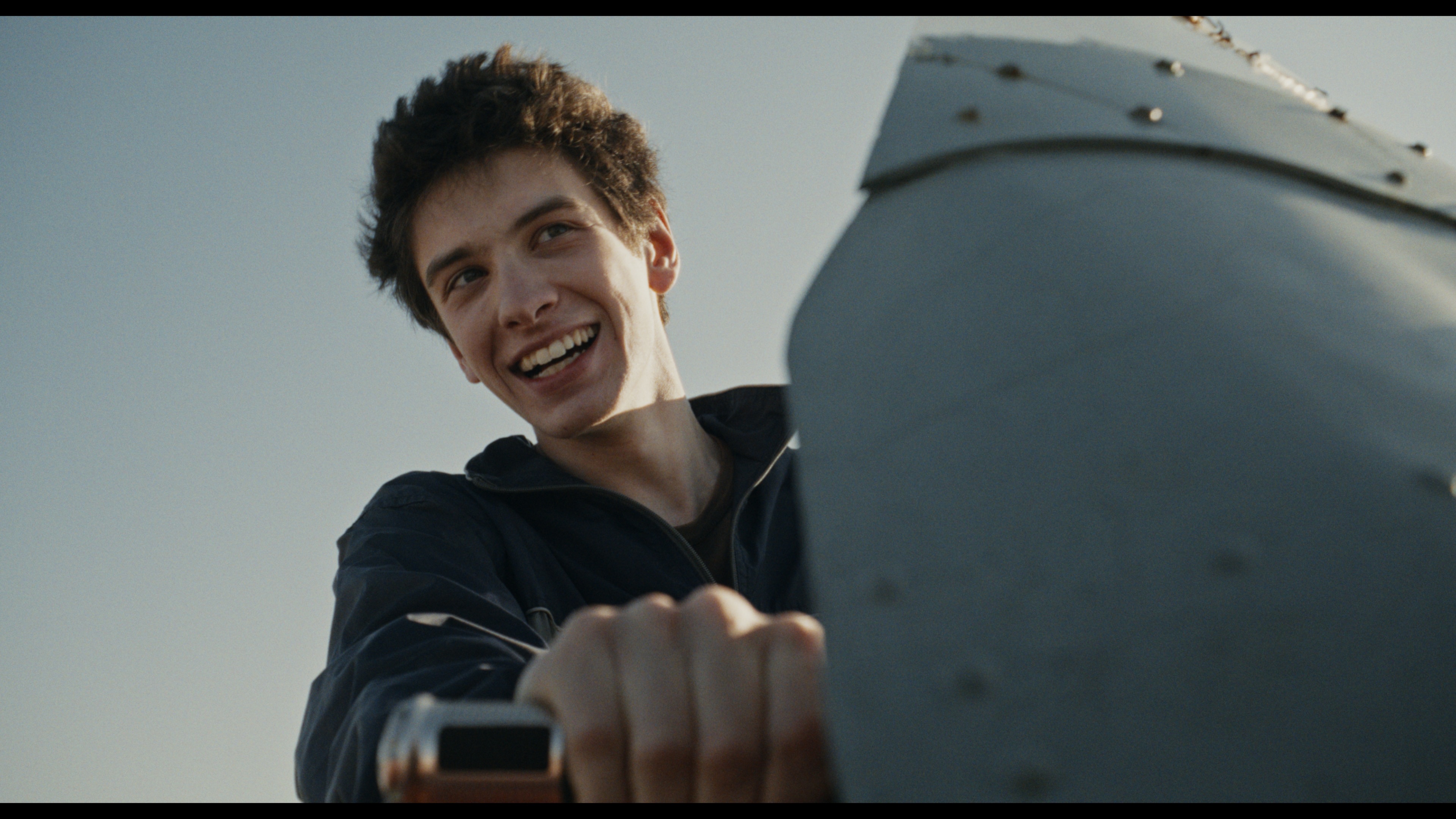 «Создавать Вселенную в себе и вокруг себя»: режиссер Антон Мамыкин — о фильме «Космос засыпает» (фото 9)