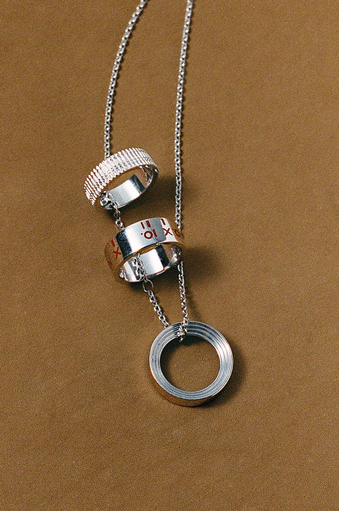 Верхнее нижнее белье — тренд весна-лето 2026. Вот подиумные образы, которые хочется повторить (фото 6)